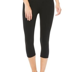 NWT ALO capris!